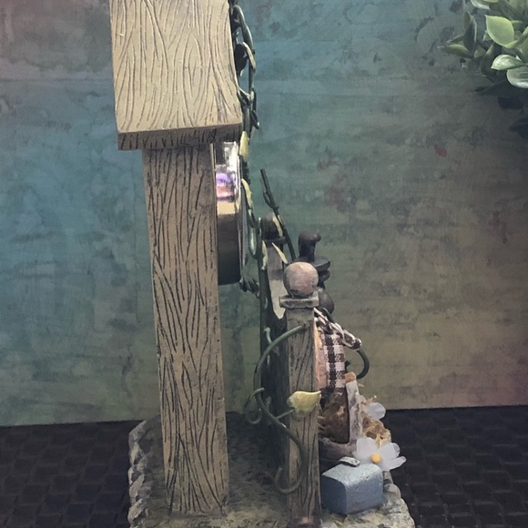 🕰 Solid Ivy Clock 🕰 - Picture 3 of 4